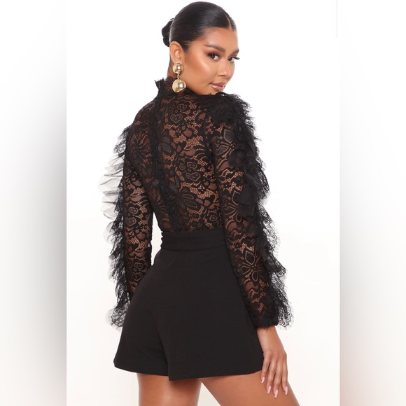 TTPD Inspired: Fashion Nova ‘In My Shadow’ Romper, Black - Picture 3 of 9